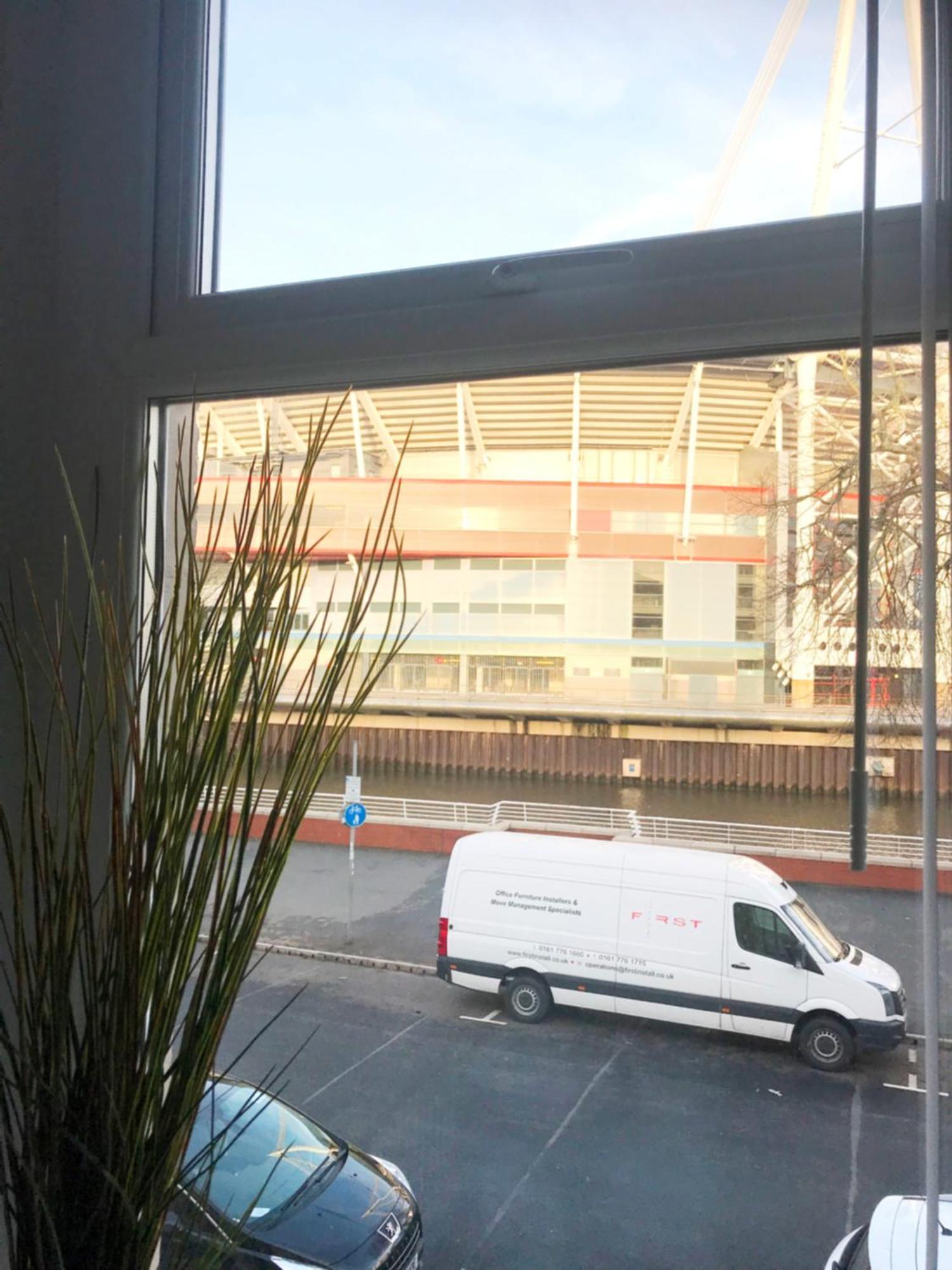 1 Fitzhamon Embankment Apartments Opposite Principality Stadium - Long Stay Offer Κάρντιφ Εξωτερικό φωτογραφία